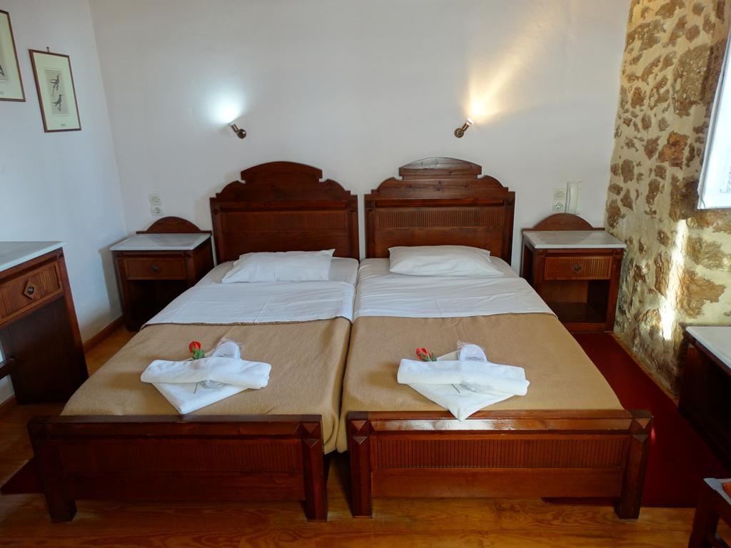 Akrotainaritis Yerolimin Habitación foto